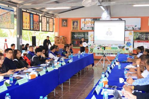 พช.เมืองพัทลุงร่วมการประชุม​เชิงปฏิบัติการ​ฯ​ หลักสูตร​เพื่อนเกลอ​4ภาค​ (นาท่​อม​โมเดล​)​ 